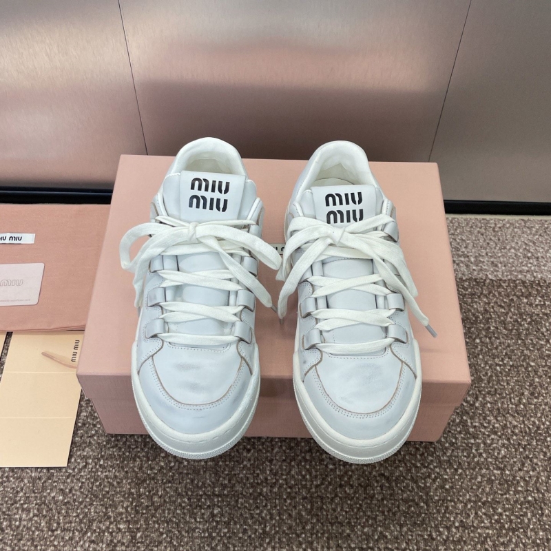 Miu Miu Casual Shoes